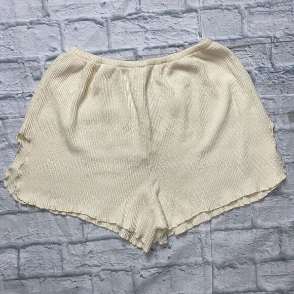 Adonna women M short sleeve & shorts waffle print pajama set cream color - Picture 10 of 15